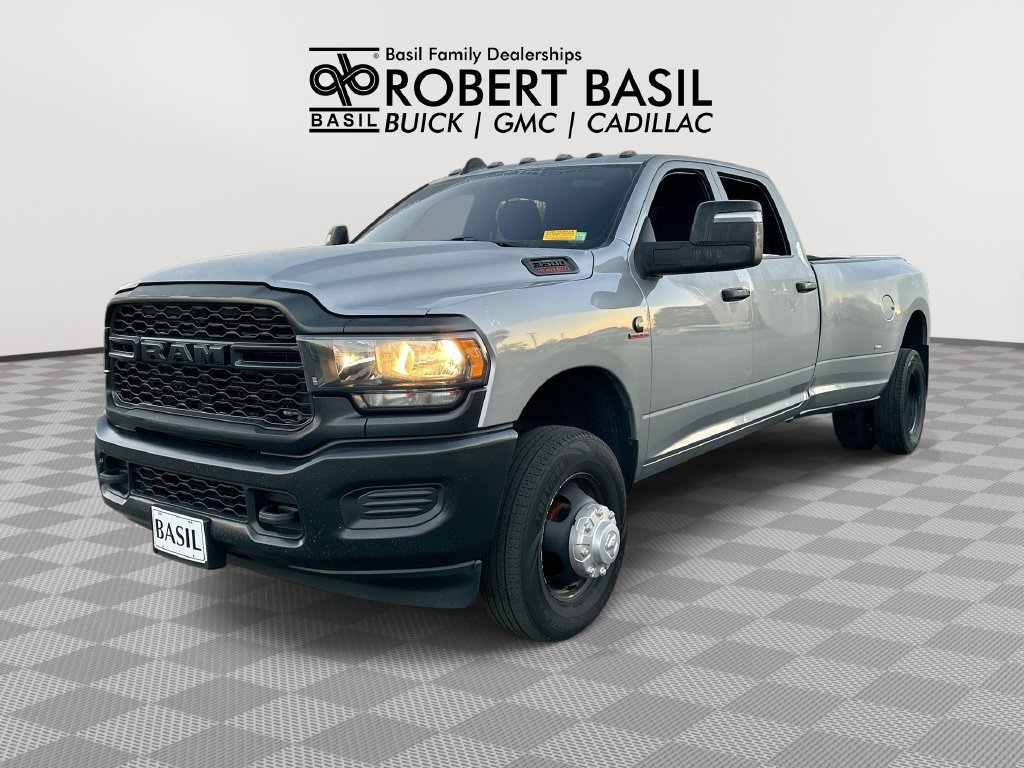 Used 2024 RAM 3500 Tradesman AWD/4WD image 1