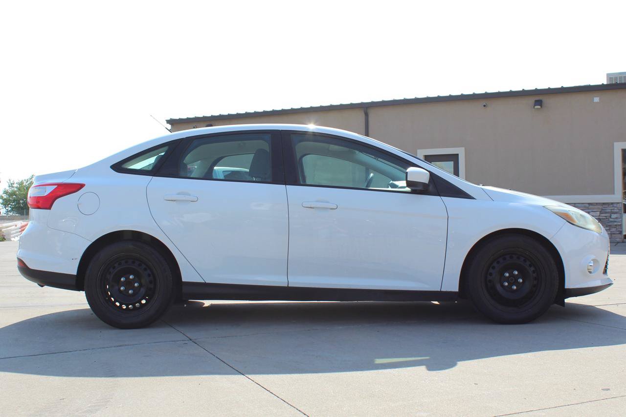 Used 2012 Ford Focus SE FWD image 65