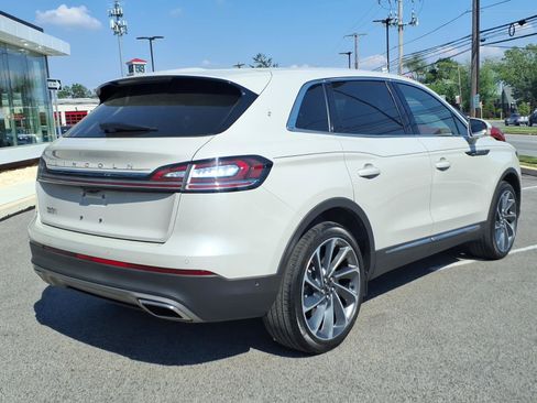 Certified 2023 Lincoln Nautilus Reserve w/ Equipment Group 202A AWD/4WD image 3