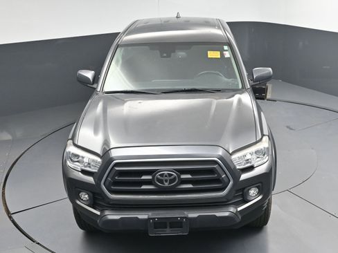 Used 2020 Toyota Tacoma SR5 image 32