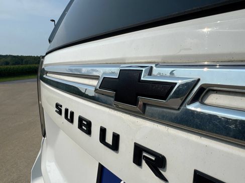 Used 2022 Chevrolet Suburban LS AWD/4WD image 10