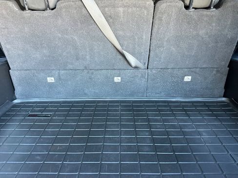 Used 2020 Cadillac Escalade ESV Platinum image 37