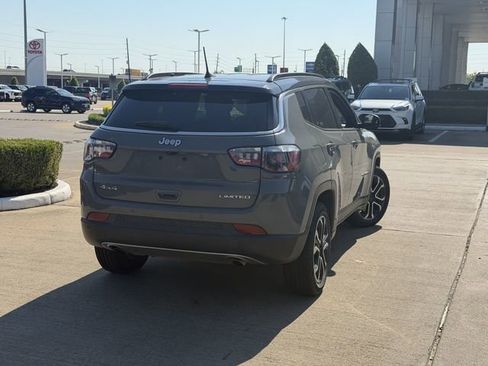 Used 2023 Jeep Compass Limited AWD/4WD image 5