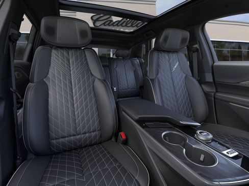 New 2026 Cadillac Lyriq V w/ Exterior Carbon Fiber Package AWD/4WD image 16