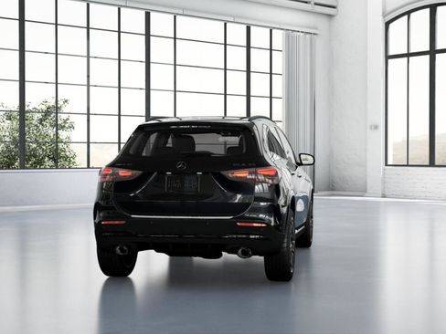 New 2026 Mercedes-Benz GLA 35 AMG 4MATIC image 24