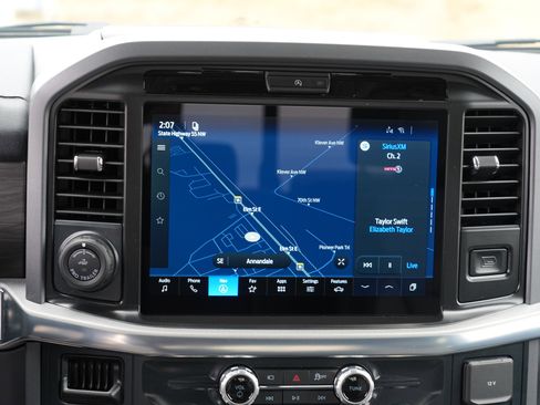 New 2026 Ford F150 Lariat w/ Equipment Group 502A High image 19