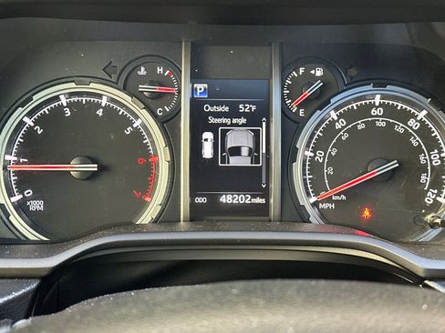 Used 2022 Toyota 4Runner TRD Off-Road Premium image 41