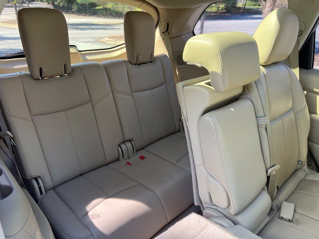 Used 2015 Nissan Pathfinder Platinum w/ Family Entertainment Package FWD image 26