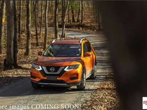 Used 2017 Nissan Rogue Sport SL w/ SL Premium Package image 30