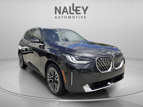 Used 2025 BMW X3 xDrive30i w/ Premium Package image 6