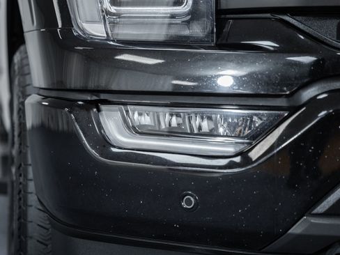 Used 2023 Ford F150 Lariat w/ Equipment Group 502A High image 10