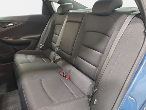 Used 2025 Chevrolet Malibu LT FWD image 13
