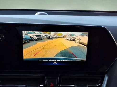 Used 2024 Chevrolet TrailBlazer LT w/ LT Cold Weather Package image 22