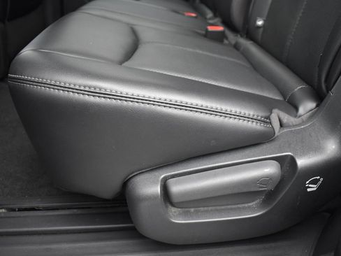 Used 2017 Nissan Pathfinder Platinum w/ Cargo Package image 24