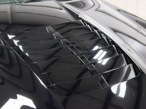 Used 2022 Ford Mustang Shelby GT500 w/ Technology Package image 18