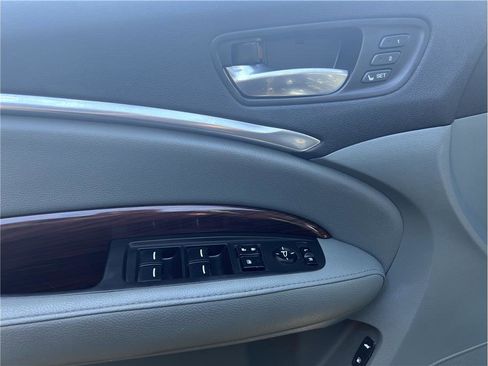 Used 2014 Acura MDX SH-AWD w/ Technology Package image 16