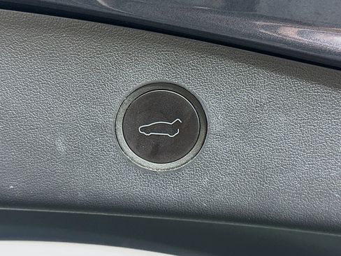 Used 2023 Tesla Model 3 Standard Range RWD image 28