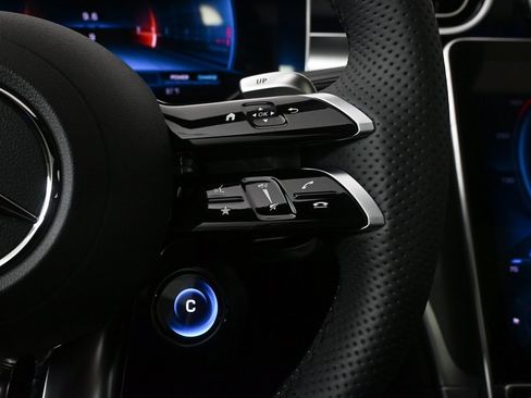 Used 2025 Mercedes-Benz C 43 AMG 4MATIC Sedan image 11