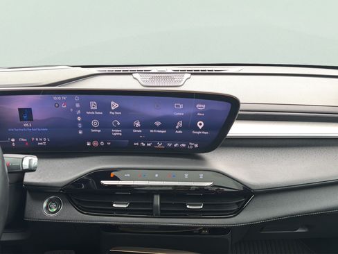 Used 2025 Buick Enclave Avenir w/ LPO, All-Weather Package AWD/4WD image 14