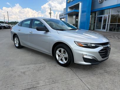 Used 2022 Chevrolet Malibu LS