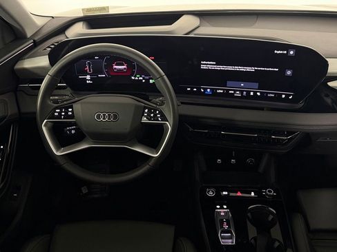 Used 2025 Audi Q6 e-tron Premium Plus w/ Premium Plus AWD/4WD image 13
