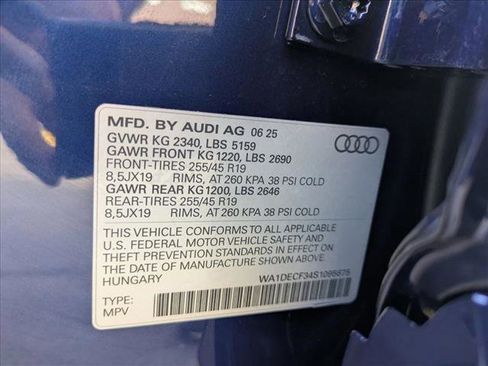 New 2025 Audi Q3 2.0T Premium image 21