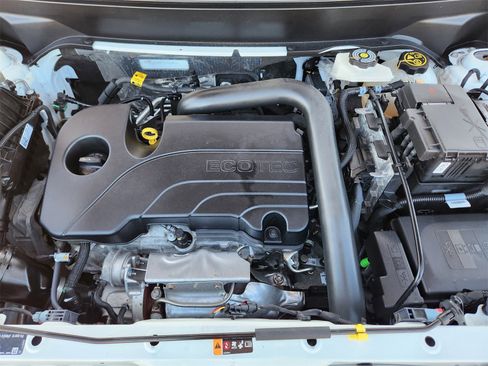 Used 2023 Chevrolet Equinox LT image 30