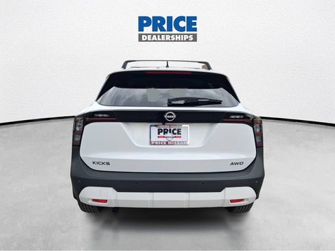 New 2026 Nissan Kicks SV w/ Cold Weather Package AWD/4WD image 6
