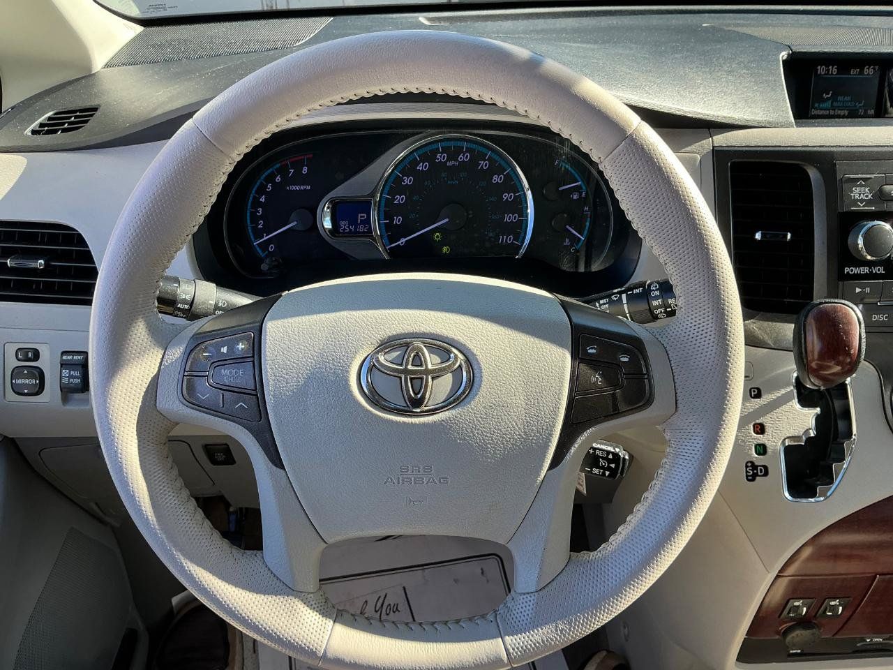 Used 2012 Toyota Sienna AWD image 22