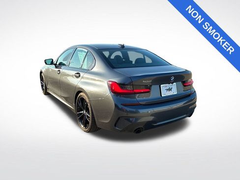 Used 2021 BMW 330i Sedan w/ M Sport Package RWD image 6