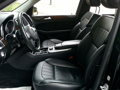 Used 2015 Mercedes-Benz GL 450 4MATIC image 44