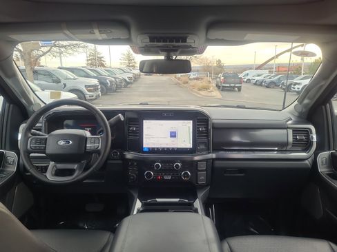 Certified 2025 Ford F350 Lariat w/ Black Appearance Package image 20