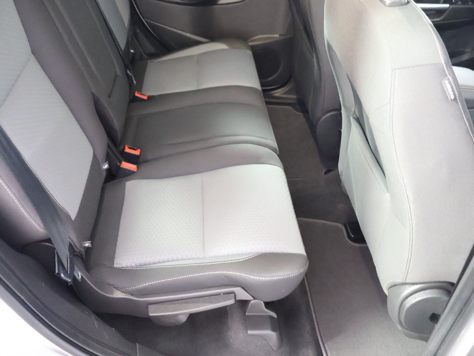 Used 2017 Ford Escape SE w/ Equipment Group 201A AWD/4WD image 47