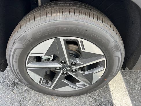 Used 2025 Hyundai Tucson SEL image 17