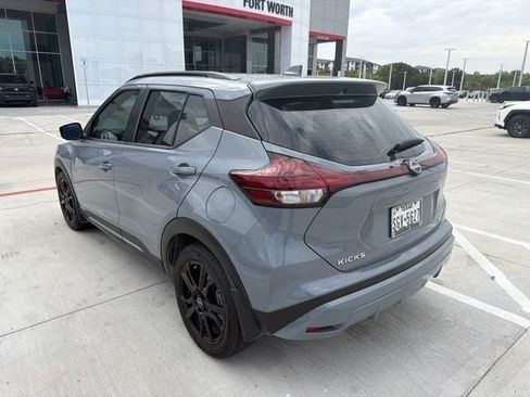 Used 2023 Nissan Kicks SR w/ SR Premium Package FWD image 6