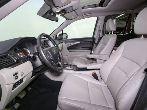 Used 2023 Honda Ridgeline RTL-E image 35