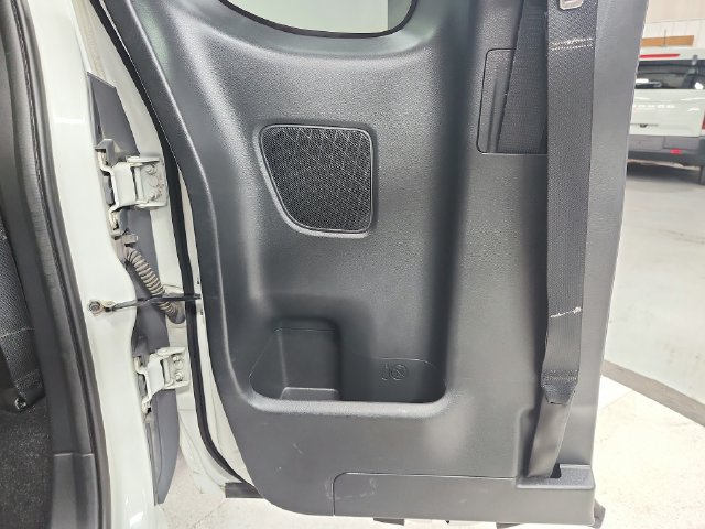 Used 2024 Nissan Frontier S w/ Technology Package AWD/4WD image 34