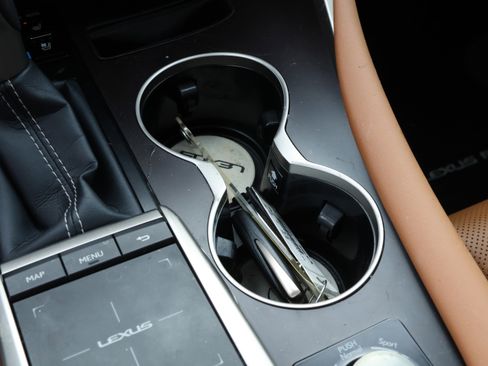 Certified 2022 Lexus RX 350 FWD w/ Premium Package image 30