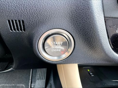 Used 2022 Lexus RX 350L FWD w/ Premium Package image 33