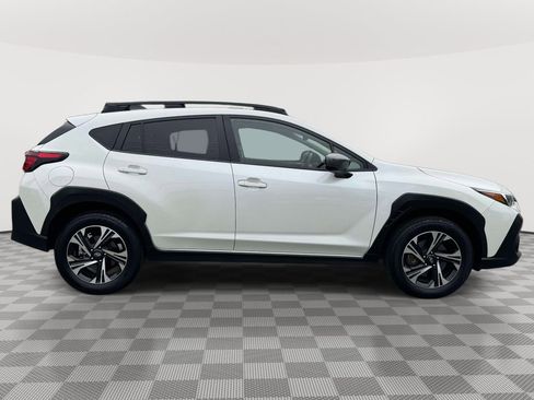 Used 2024 Subaru Crosstrek 2.0i Premium AWD/4WD image 9