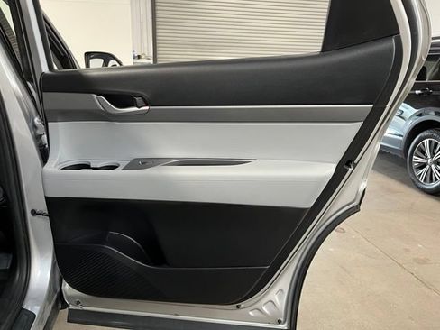 Used 2025 Hyundai Palisade SEL FWD image 15