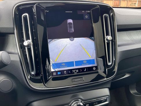 Used 2023 Volvo C40 P8 Recharge Plus w/ Climate Package image 24