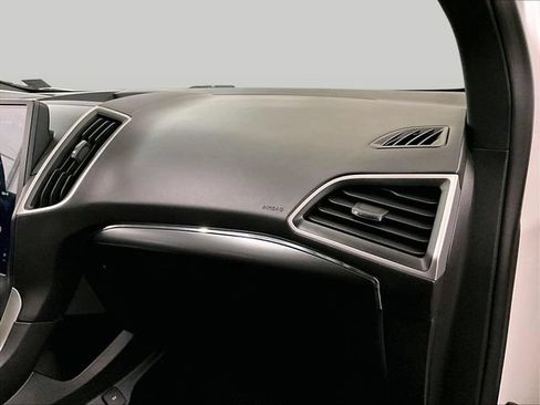 Used 2023 Ford Edge ST-Line AWD/4WD image 15