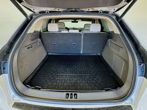 Used 2020 Lincoln Nautilus Reserve w/ Equipment Group 201A image 27