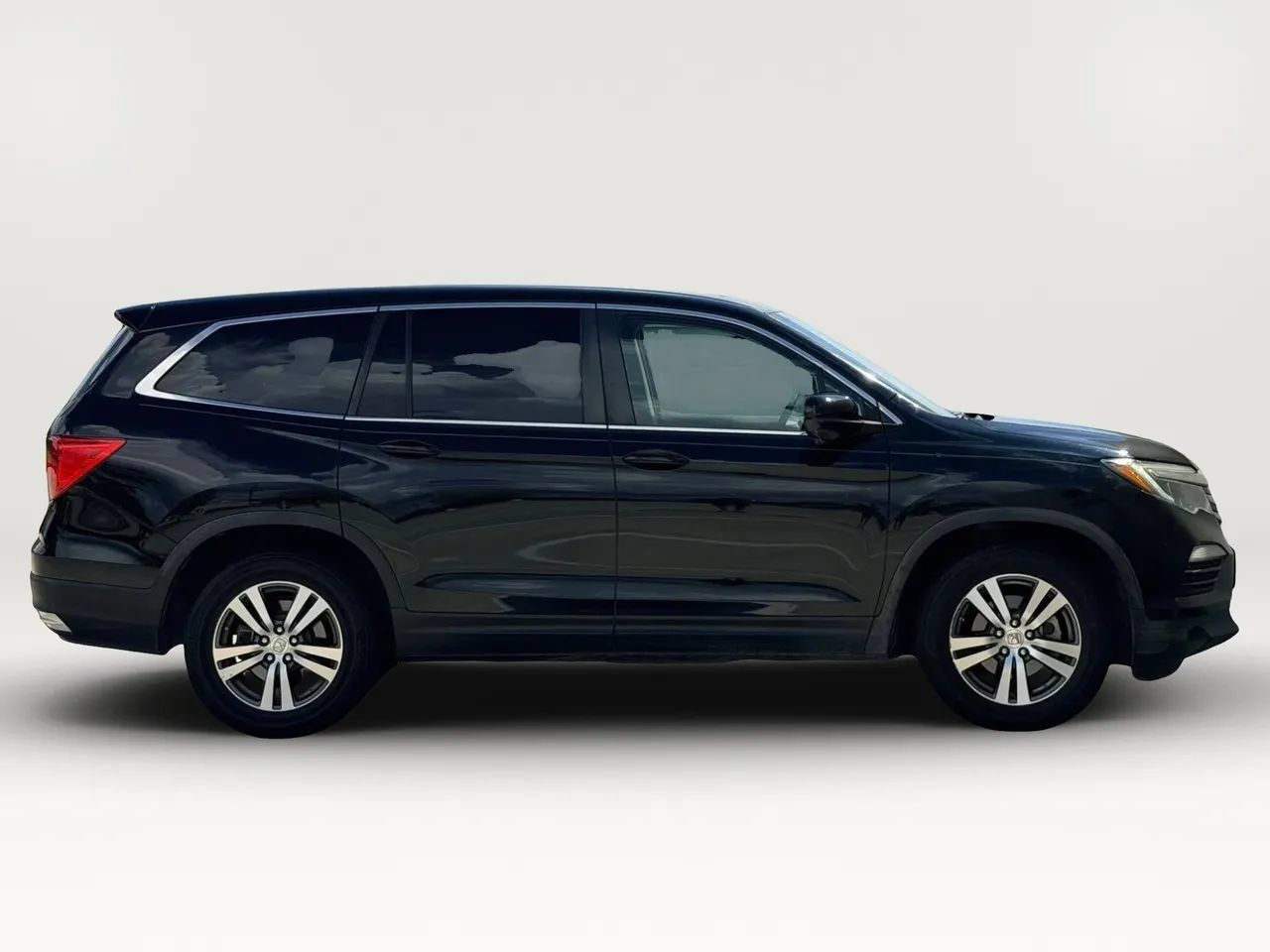 Used 2016 Honda Pilot EX-L image 9
