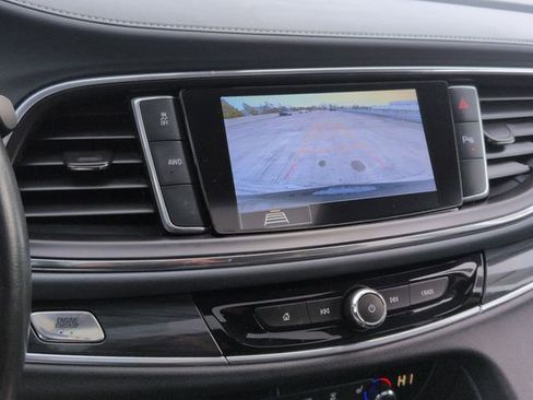 Used 2020 Buick Enclave Essence w/ Sound and Sites Package image 21