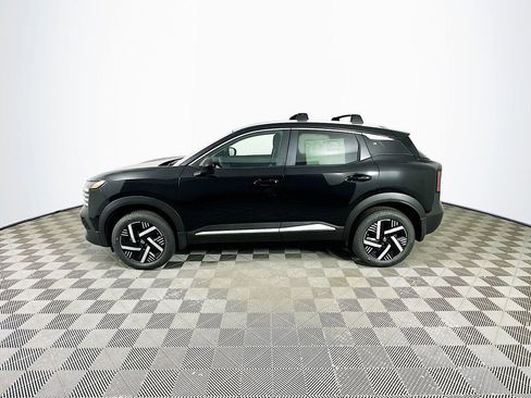 New 2026 Nissan Kicks SV w/ Charging Package FWD image 6