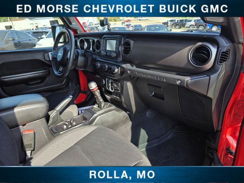 Used 2018 Jeep Wrangler Unlimited Sport S image 19