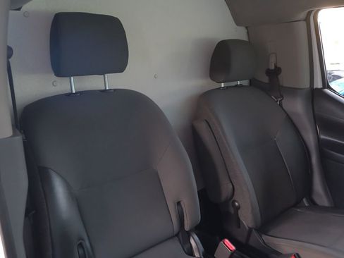 Used 2019 Nissan NV200 SV w/ Navigation Package image 22