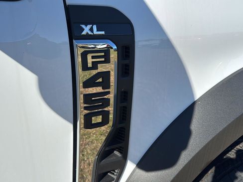 New 2024 Ford F450 XL image 11